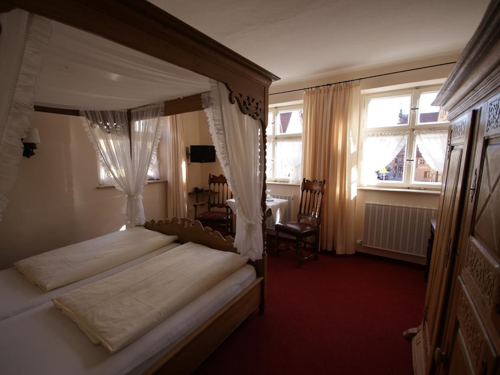 Hotel Eisenkrug Dinkelsbühl Quarto foto
